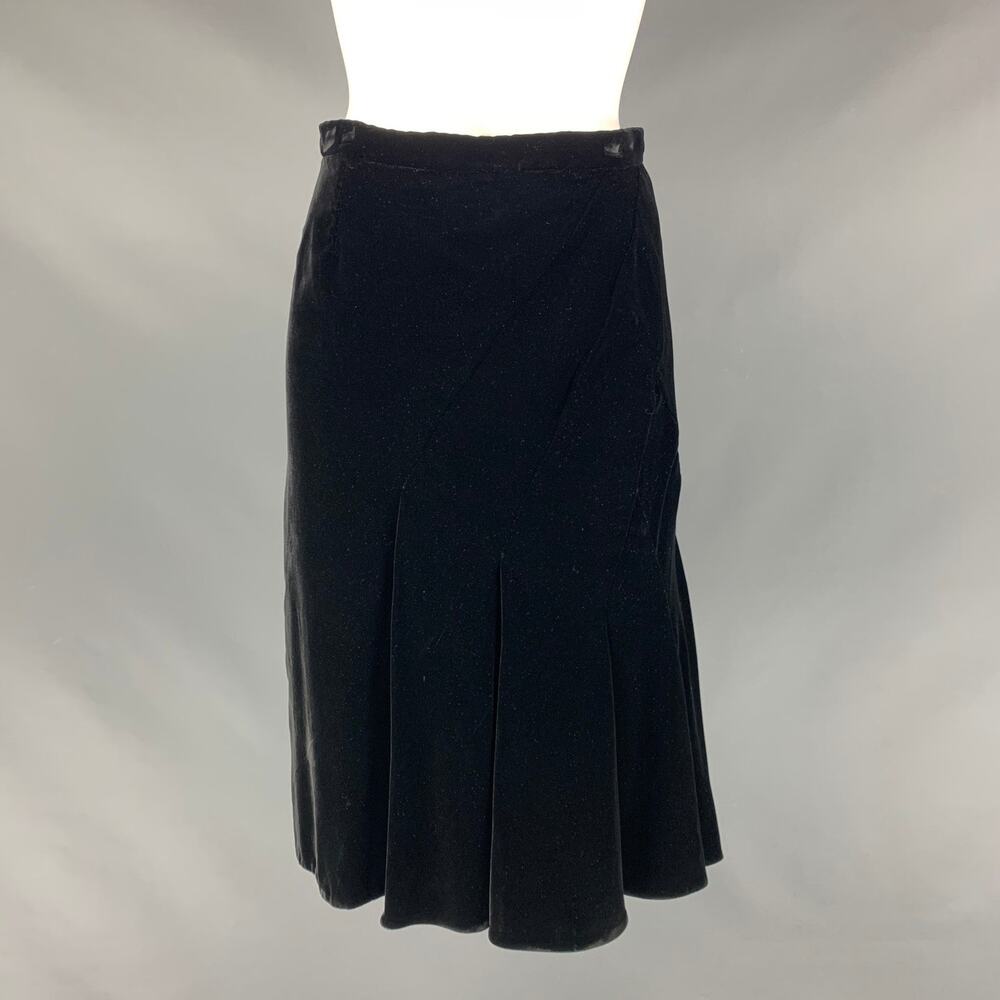 DOLCE & GABBANA Size 4 Black Viscose & Silk Solid Pleated Skirt